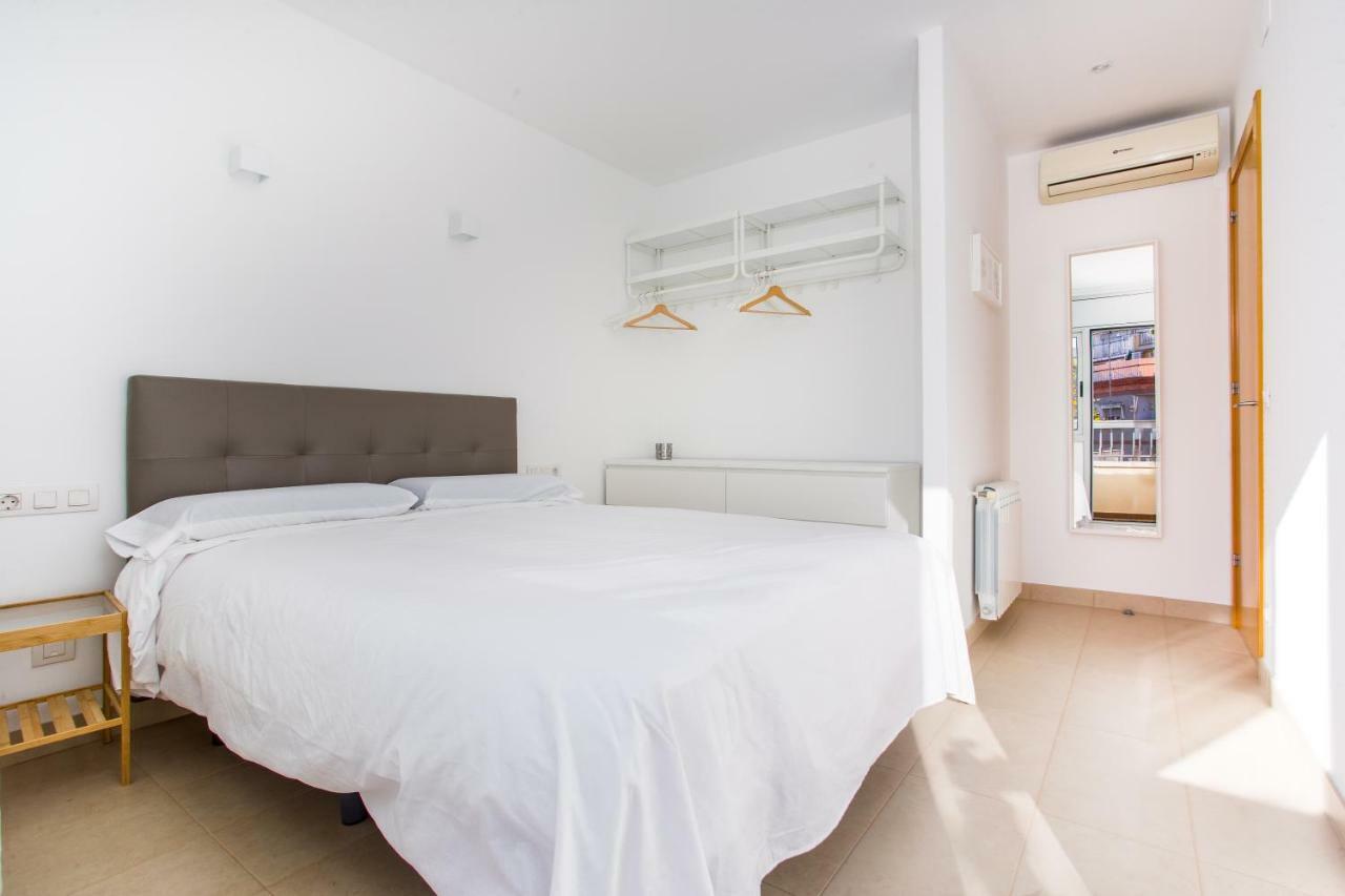 Feriapiso Apartments Palmer L'Hospitalet de Llobregat Ngoại thất bức ảnh